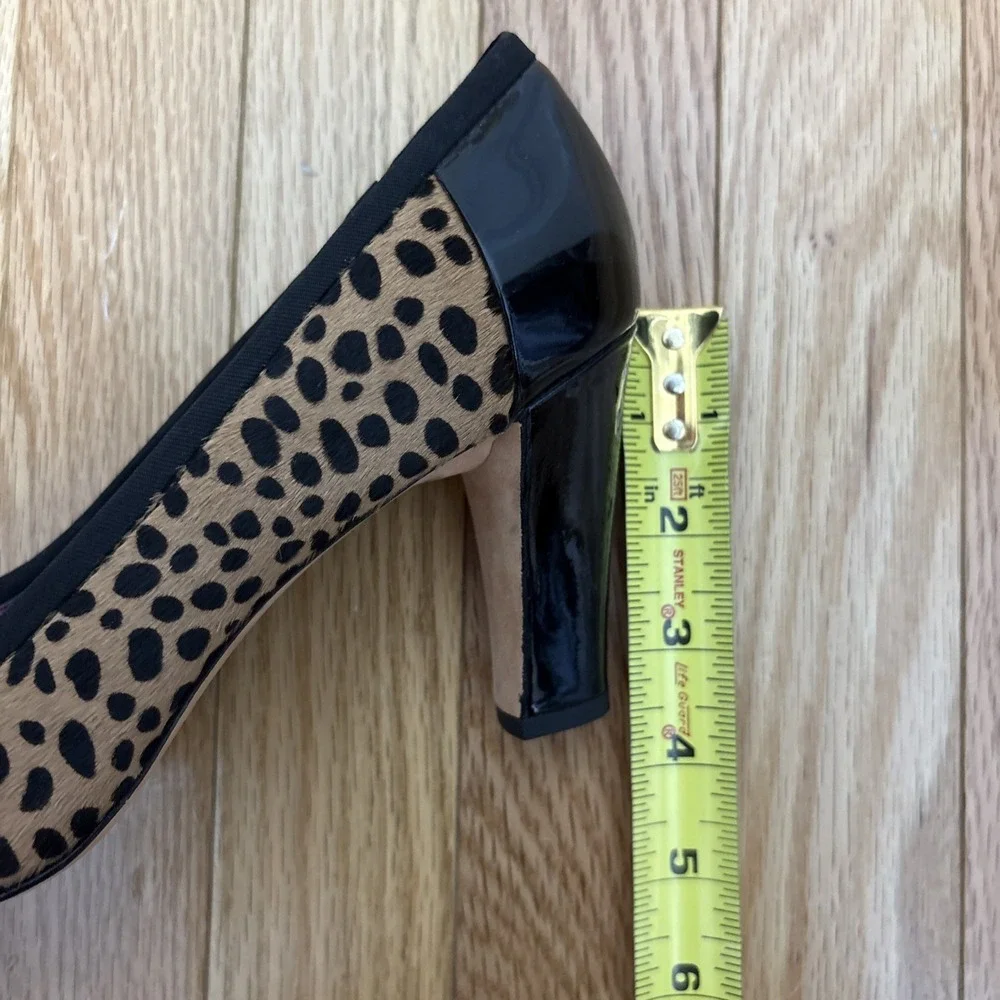 Coach Poppy Black‎ Patent Cap Toe Cheetah Print 3.5 Inch Pumps - Size 8